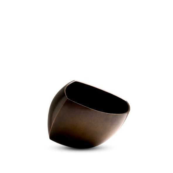 When objects work, Gussschale aus Bronze von ANN VAN HOEY