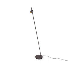 Trizo21 Aude Stehlampe in der Farbe Gunmetal aus Messing. 